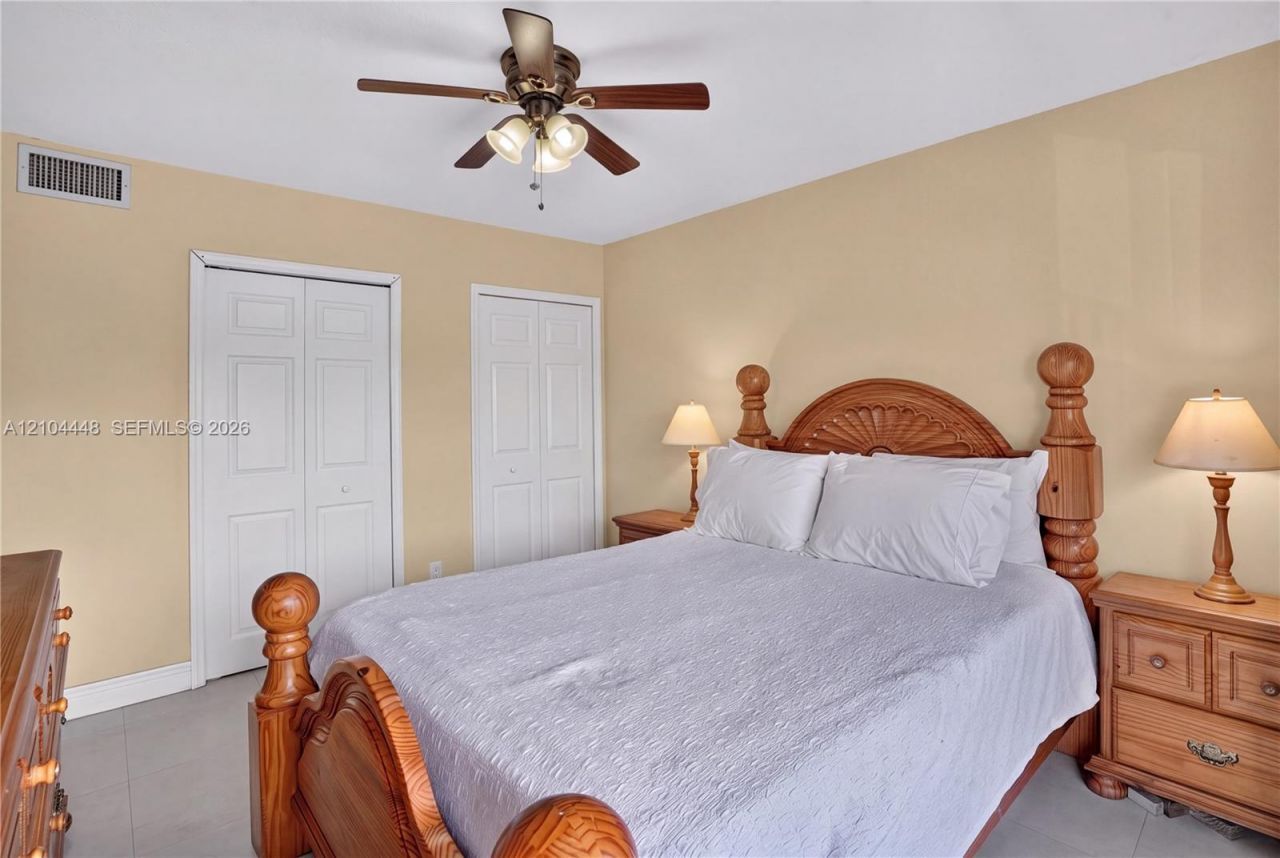 800 SW 129th Pl, Unit 202, Miami, FL 33184 Photo