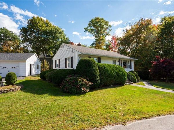 21 Kenney Field Drive, Boothbay Harbor, ME 04538