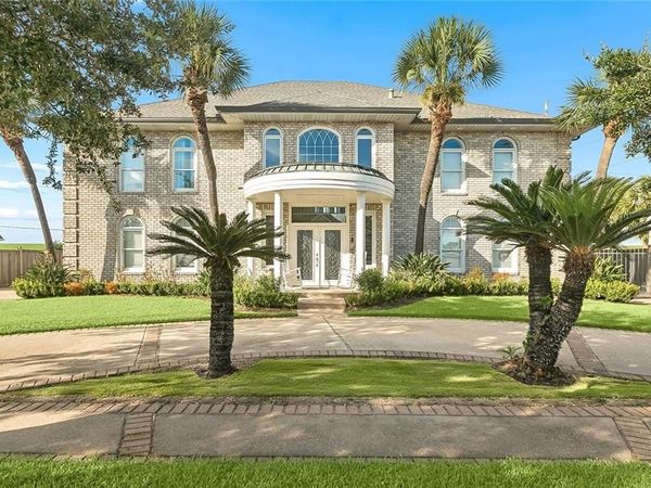 510 CARMENERE Drive, Kenner, LA 70065