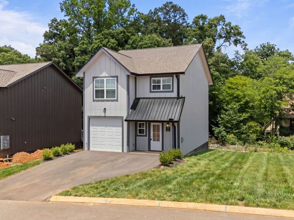 921 Lacy Ct , Sevierville, TN 37862