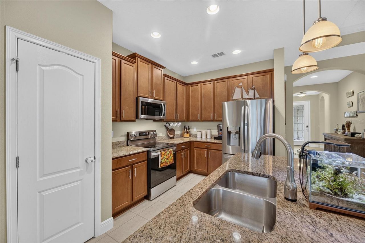 6911 Sail View Lane , Apollo Beach, FL 33572 Photo