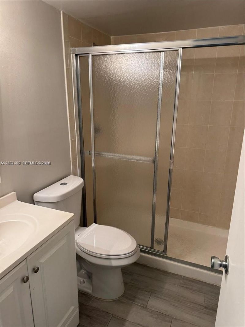721 N Pine Island Rd , Unit 201, Plantation, FL 33324 Photo
