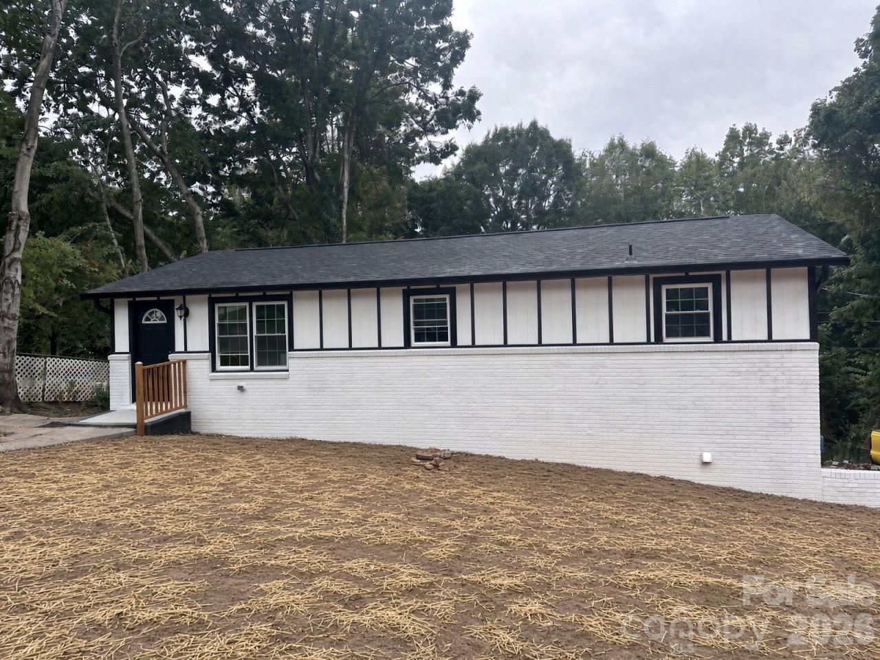 169 8th Avenue Sw, Conover, NC 28613 Main Photo