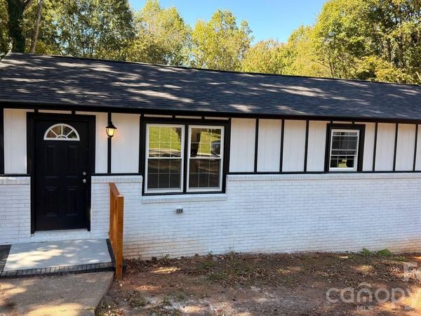 169 8th Avenue SW, Conover, NC 28613