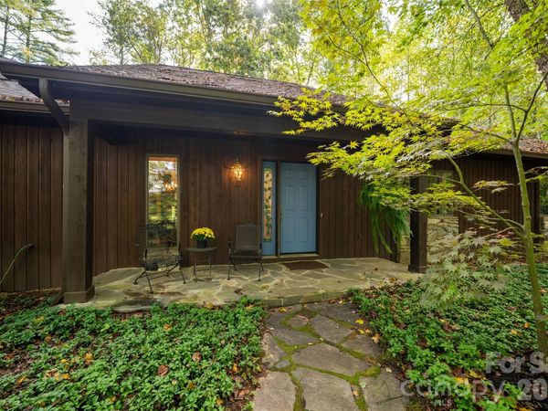 2 Dogwood Lane, Fletcher, NC 28732