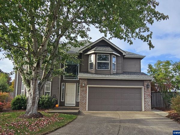 1069 Chardonnay Lp NE, Keizer, OR 97303