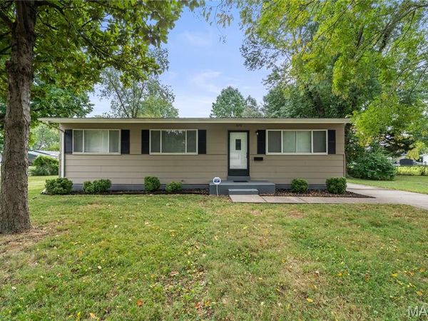 1070 Campion Lane , Florissant, MO 63031