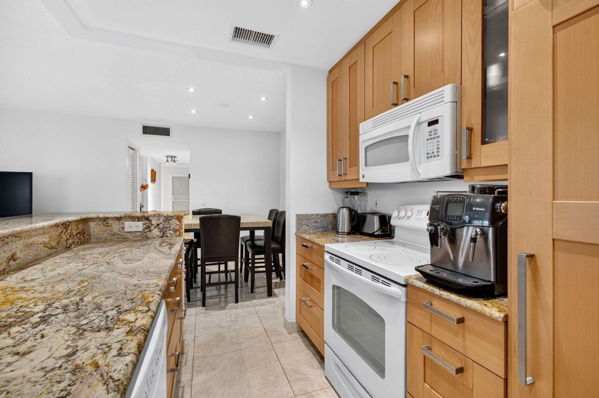 702 South Drive, Unit A, Delray Beach, FL 33445 Photo