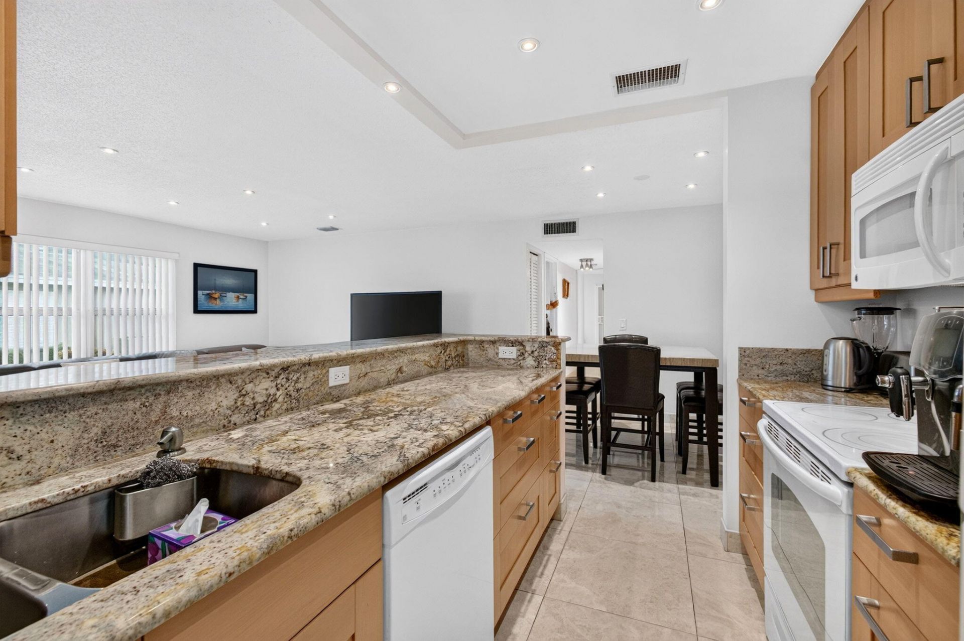 702 South Drive, Unit A, Delray Beach, FL 33445 Photo