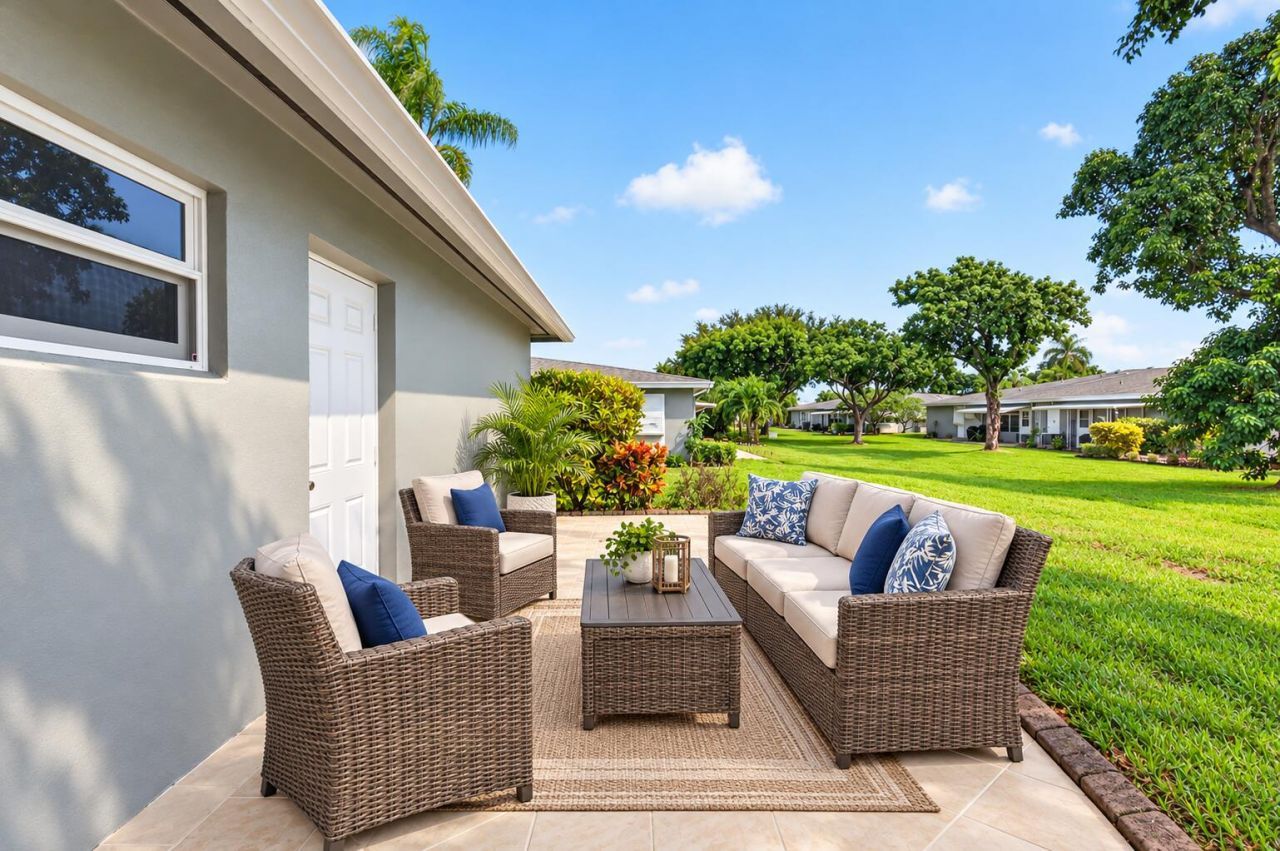 702 South Drive, Unit A, Delray Beach, FL 33445 Photo