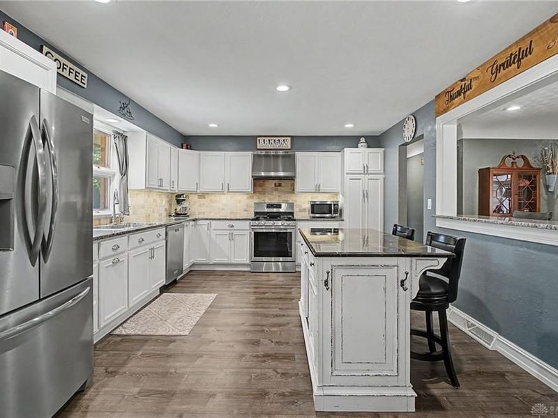 4070 Woodedge Drive, Bellbrook, OH 45305 Photo 18