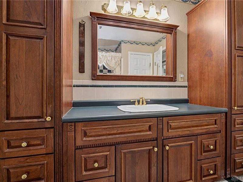 4070 Woodedge Drive, Bellbrook, OH 45305 Photo 28