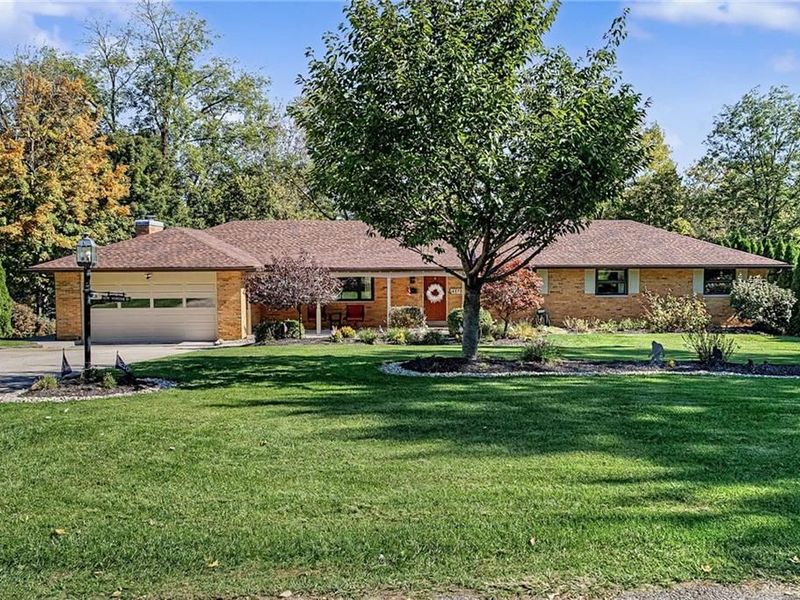 4070 Woodedge Drive, Bellbrook, OH 45305 Photo 3