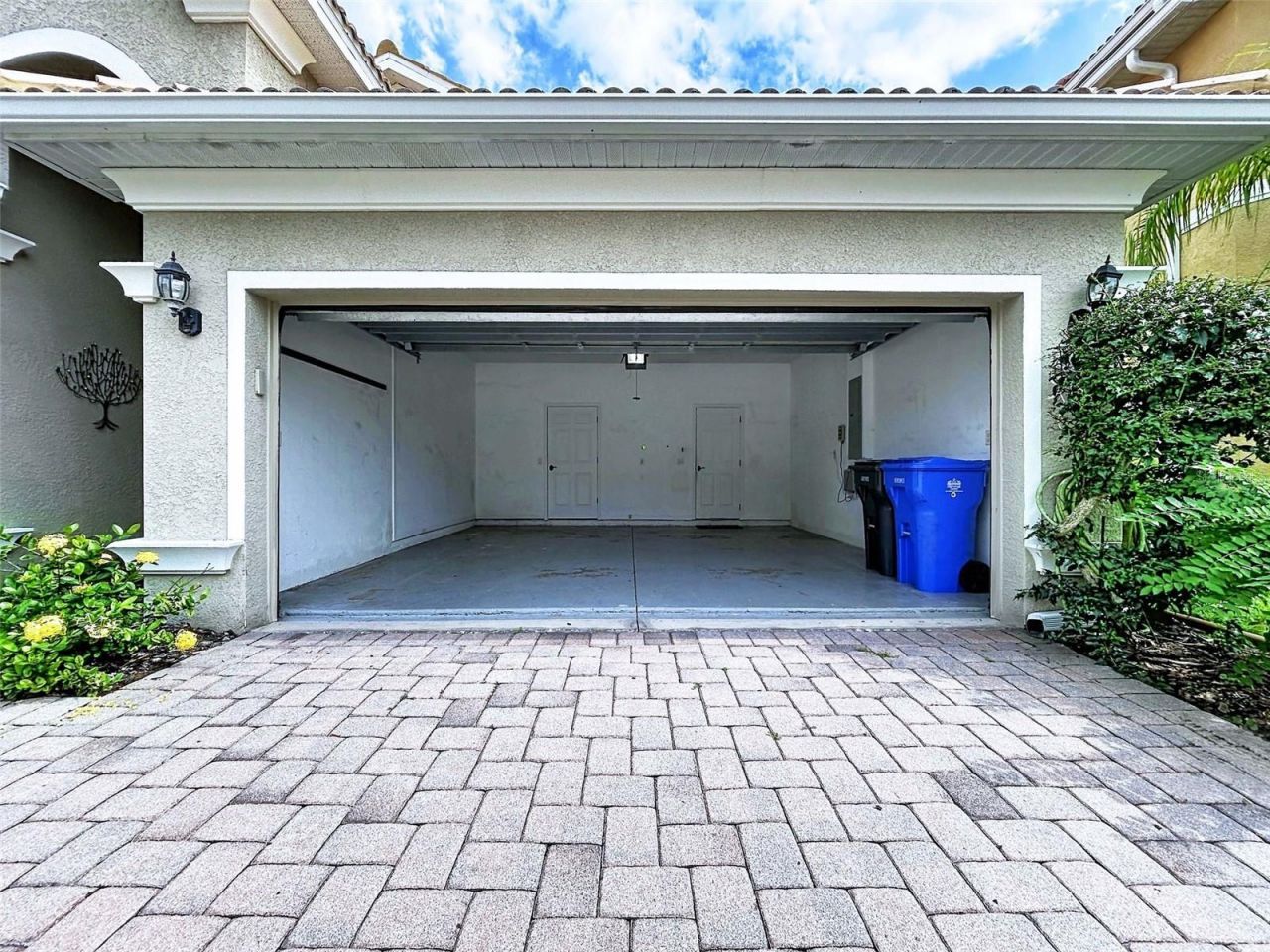 18023 Java Isle Drive , Tampa, FL 33647 Photo