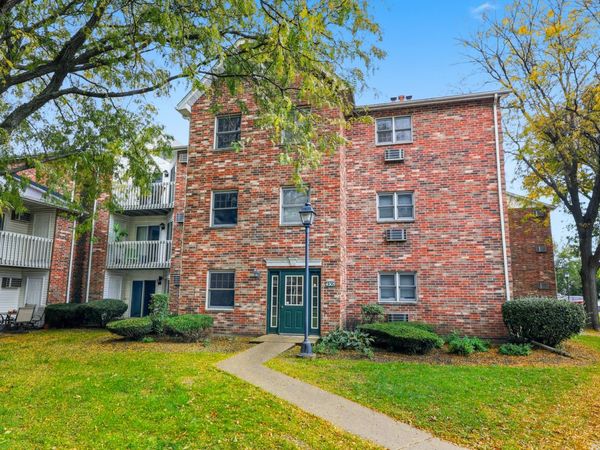 4305 W Shamrock Lane , Unit 1D, McHenry, IL 60050