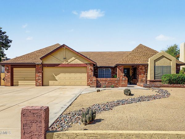 11218 N 63RD Avenue, Glendale, AZ 85304
