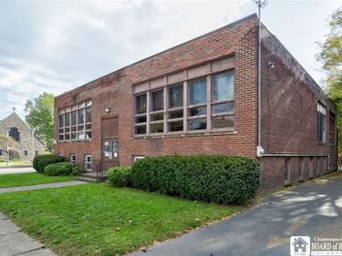 6 S Alberta Street, Falconer, NY 14733