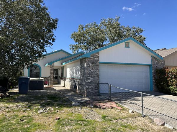 1161 Camino Del Rey Drive SW, Los Lunas, NM 87031