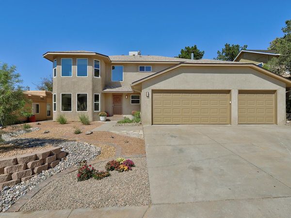 5823 Lost Dutchman Avenue NE, Albuquerque, NM 87111