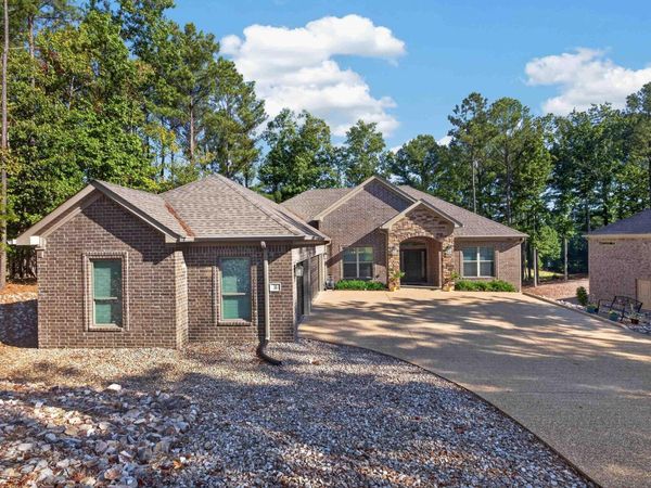 31 Elcano Drive, Hot Springs Village, AR 71909
