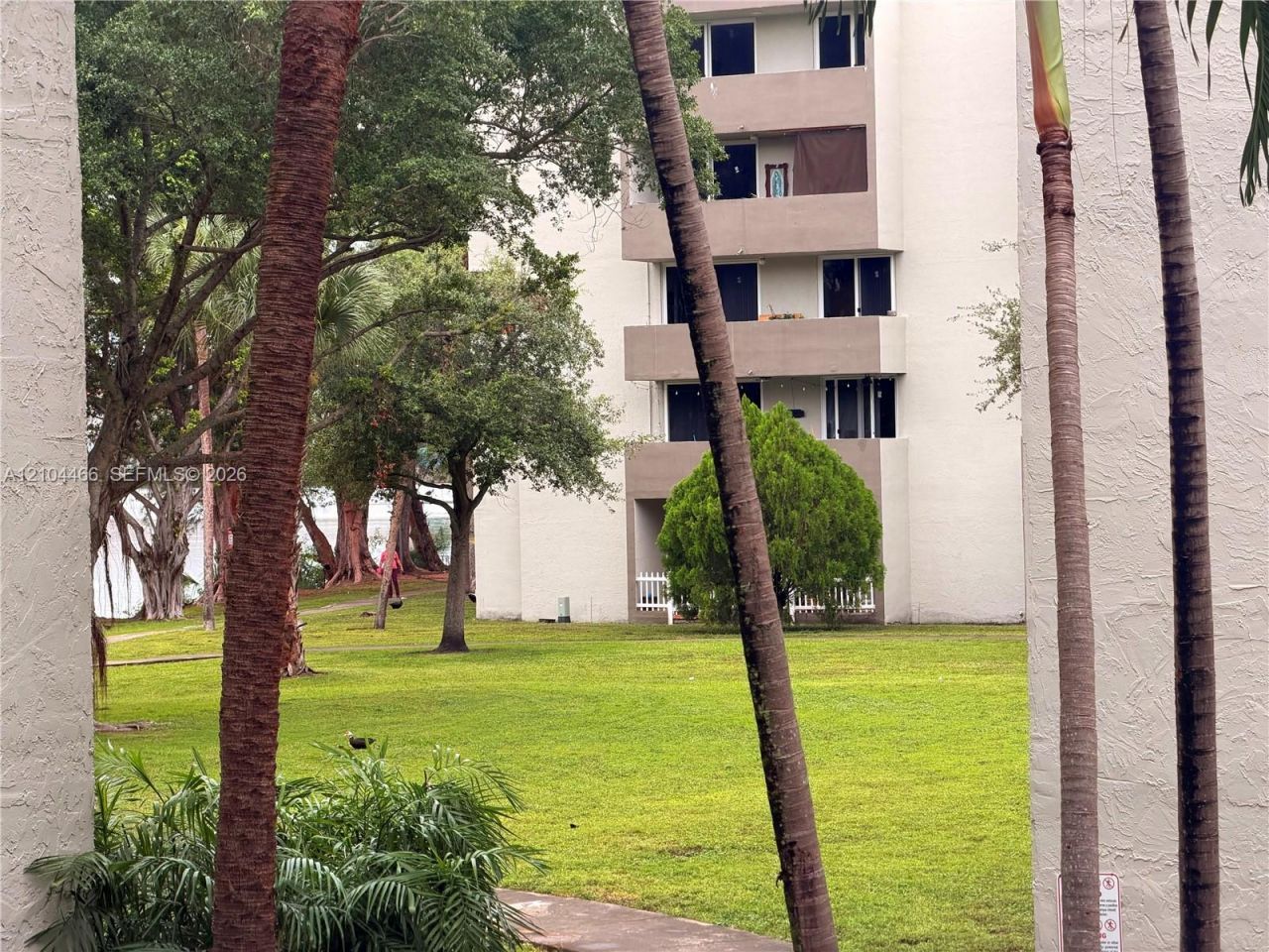 10000 NW 80th Ct, Unit 2227, Hialeah Gardens, FL 33016 Photo