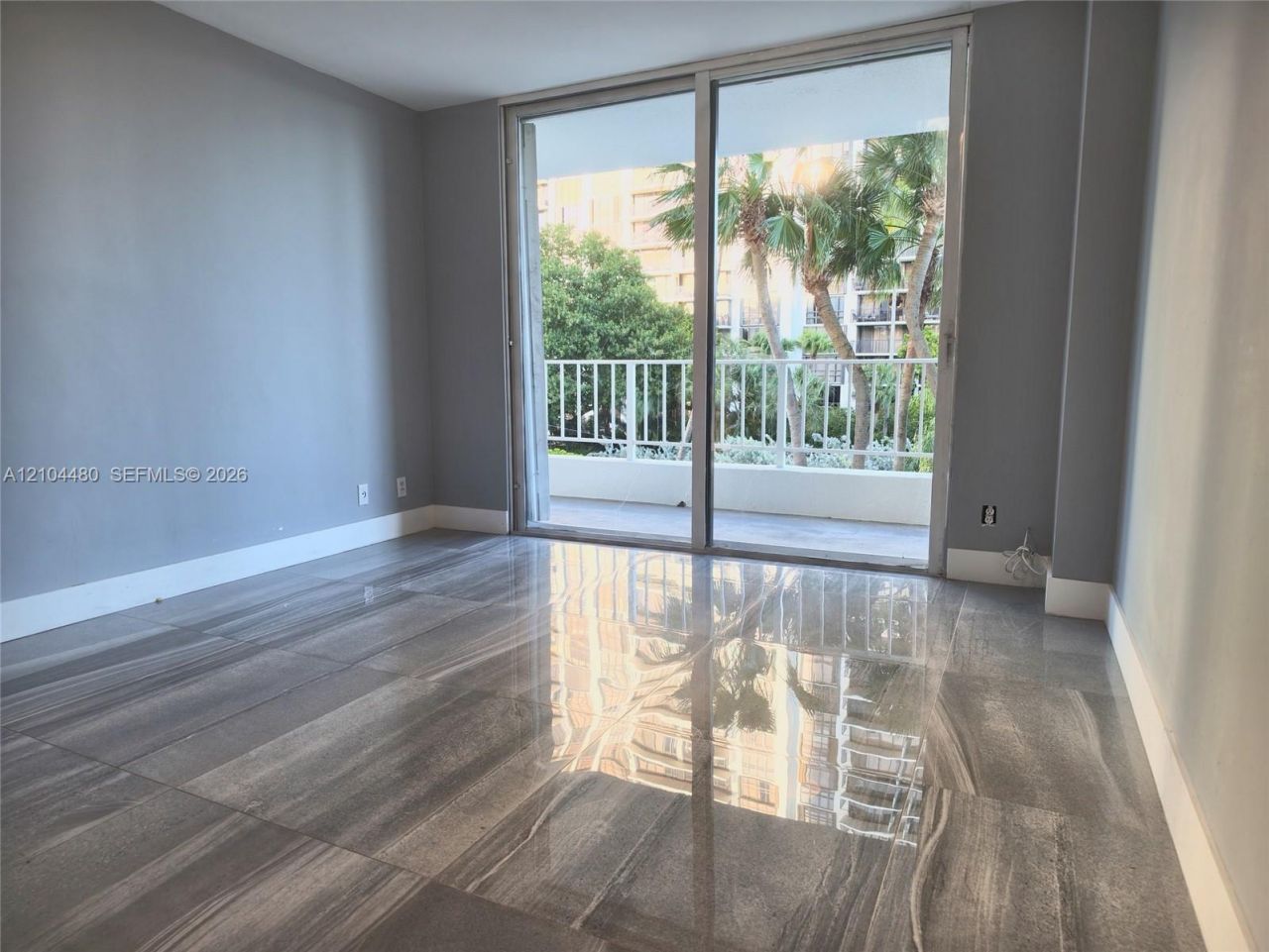 200 SE 15th Rd, Unit 4I, Miami, FL 33129 Photo