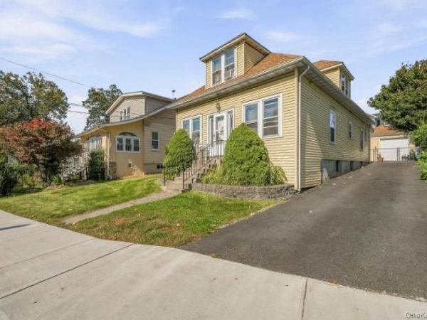 604 Roosevelt , Peekskill, NY 10566