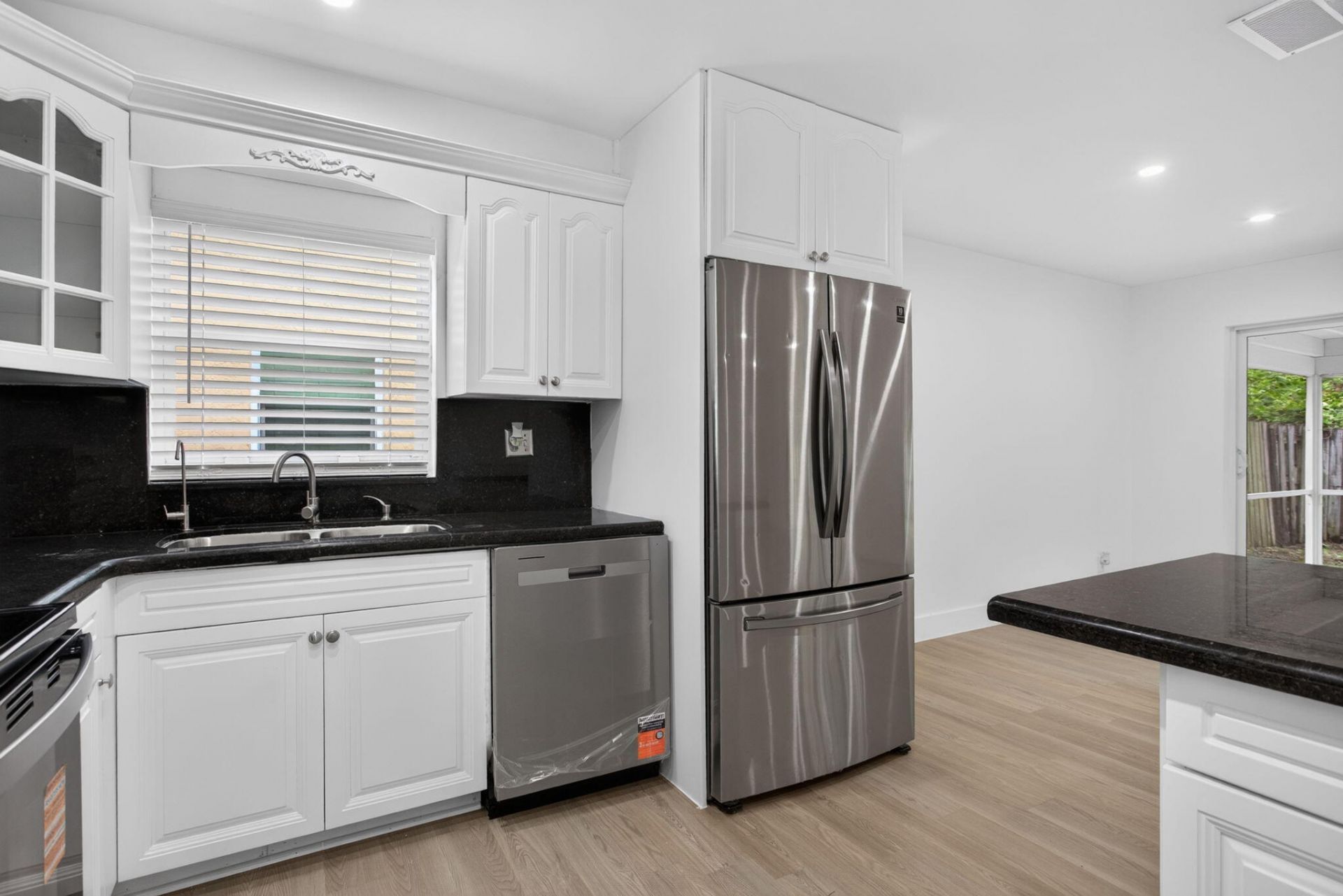 4011 NW 93rd Avenue, Sunrise, FL 33351 Photo