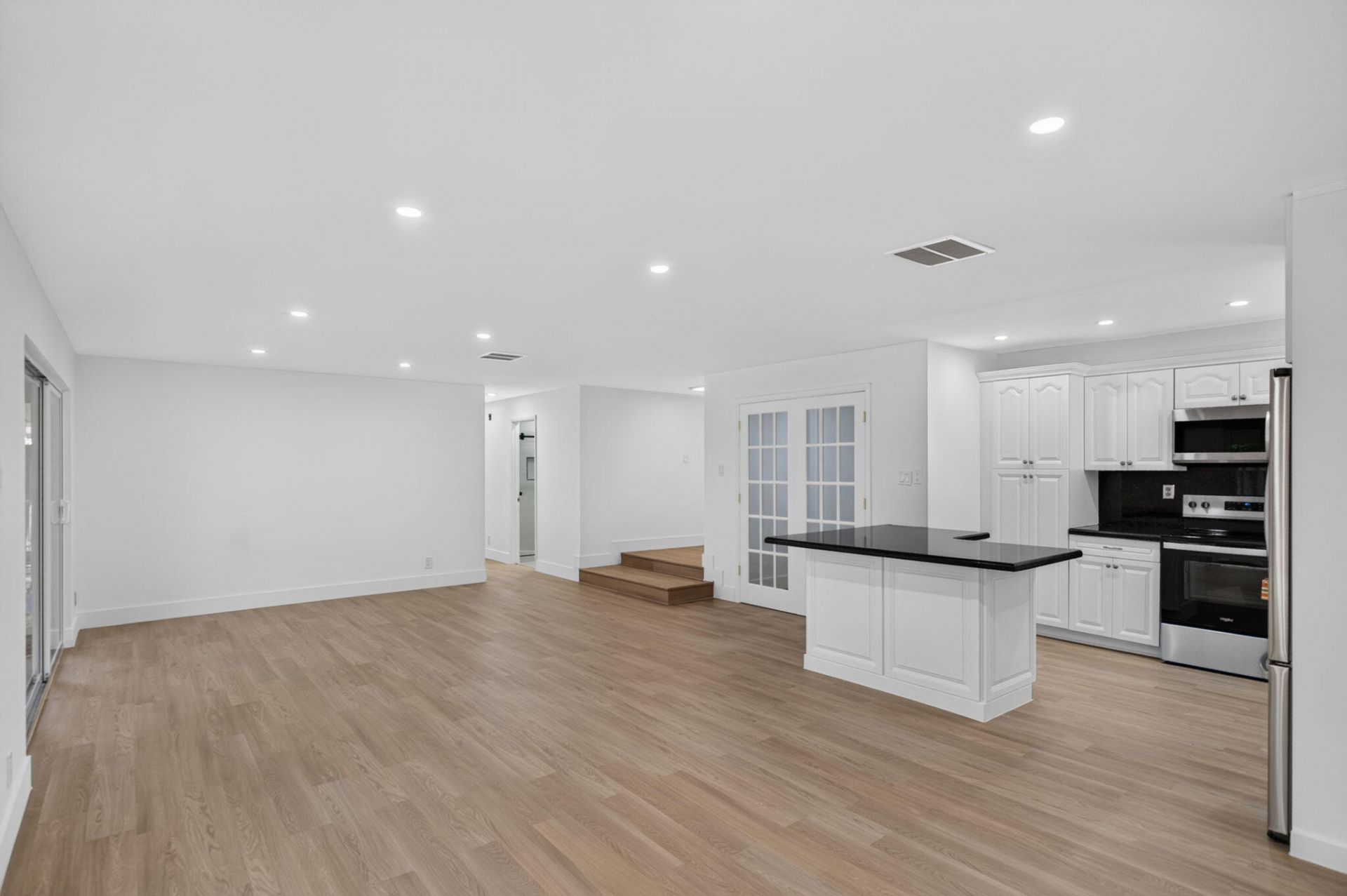 4011 NW 93rd Avenue, Sunrise, FL 33351 Photo