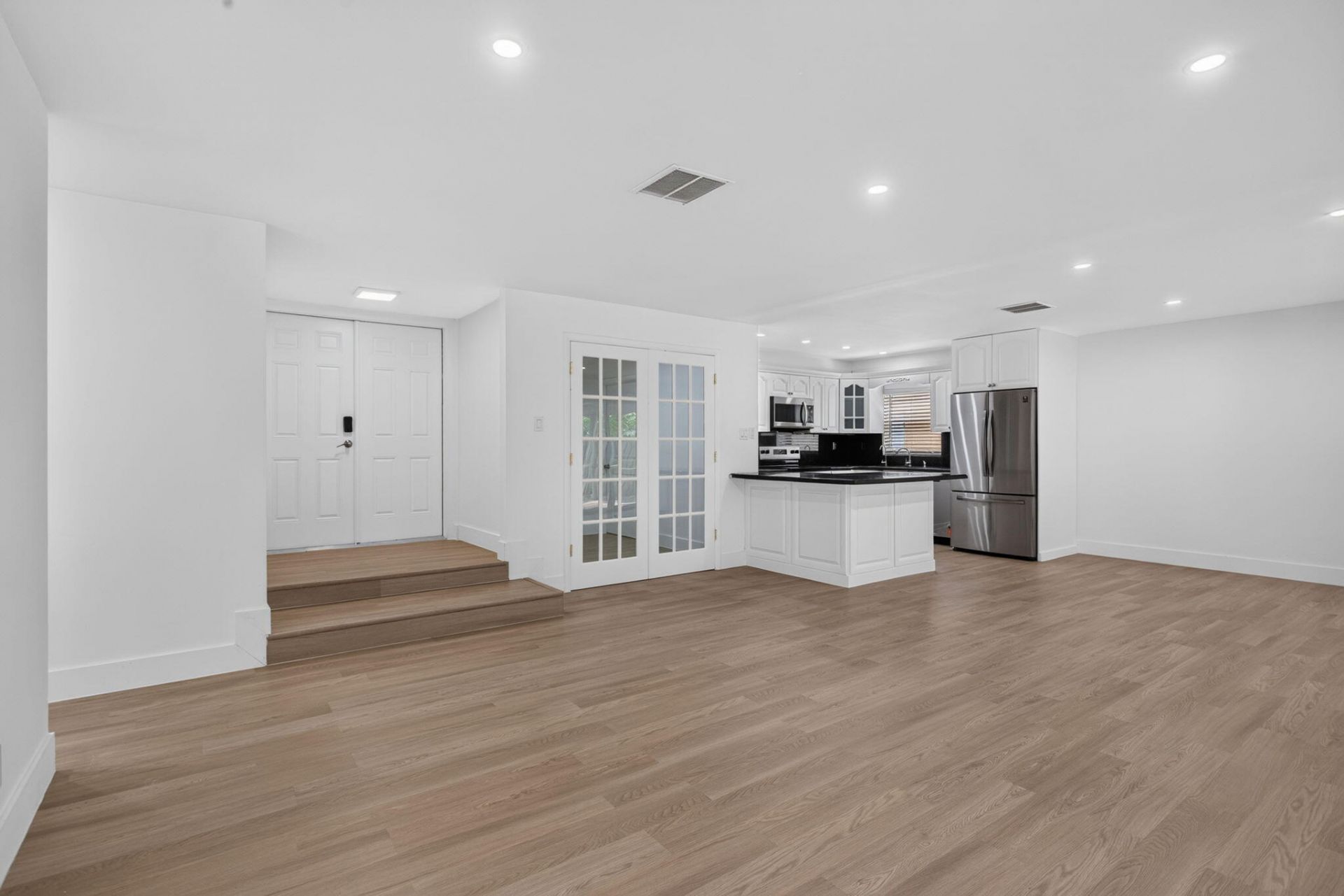 4011 NW 93rd Avenue, Sunrise, FL 33351 Photo