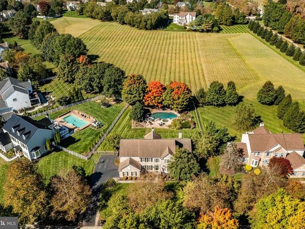 104 TROTTERS DRIVE, PHOENIXVILLE, PA 19460