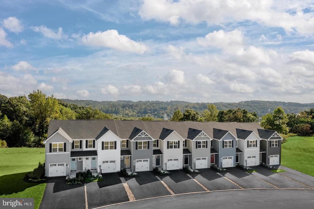 79 SHILOH ROAD, ORWIGSBURG, PA 17961
