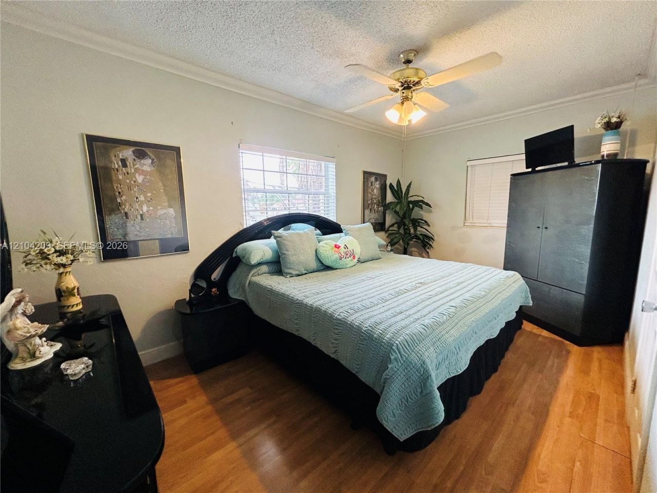160 W 53rd Ter , Hialeah, FL 33012 Photo