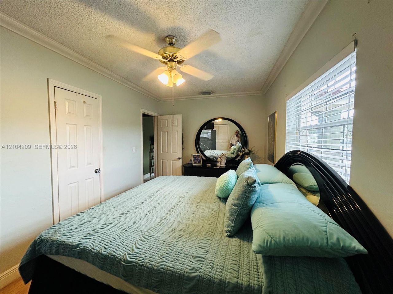 160 W 53rd Ter , Hialeah, FL 33012 Photo