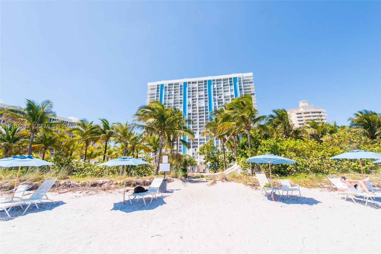 881 Ocean Dr , Unit TH31, Key Biscayne, FL 33149 Photo