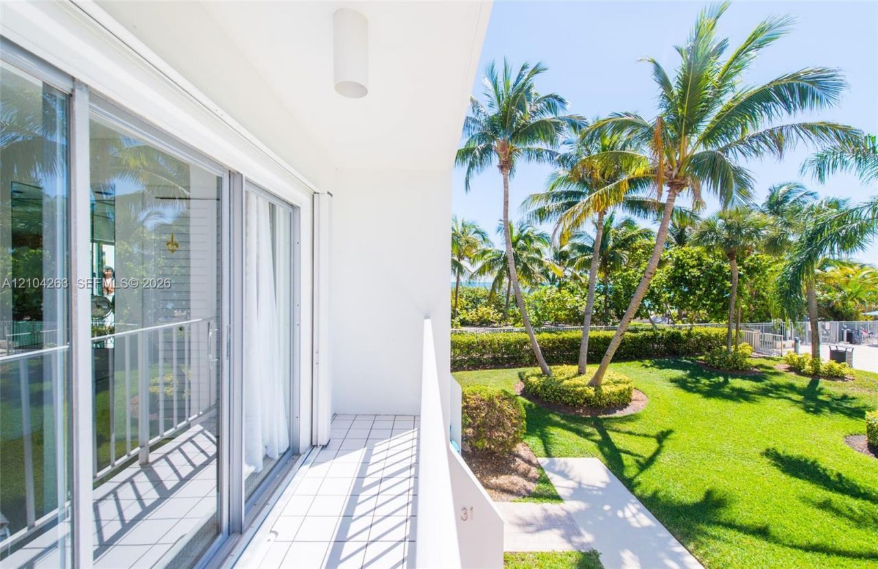 881 Ocean Dr , Unit TH31, Key Biscayne, FL 33149 Photo