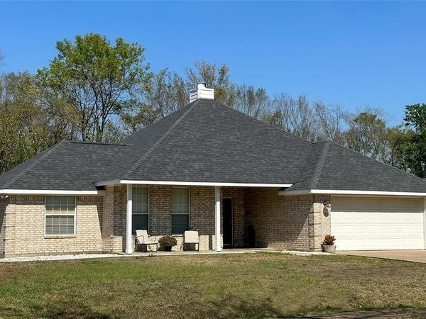 503 E Kaufman Street, Mabank, TX 75147