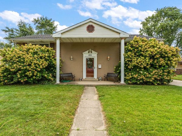 806 N Wheeler Street, Griffith, IN 46319