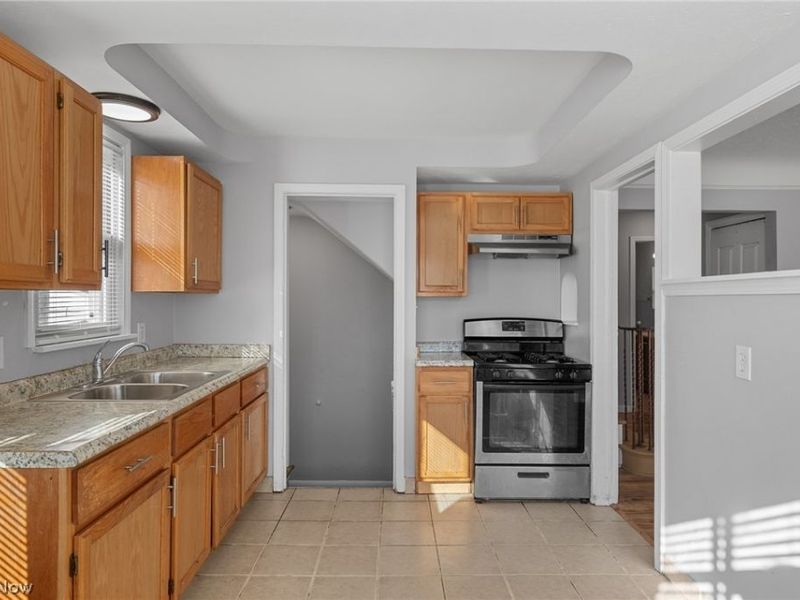 4444 Glenview Road, Warrensville Heights, OH 44128 Photo 9