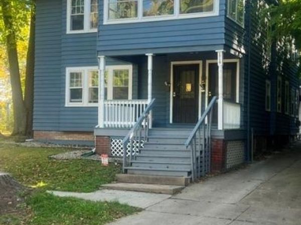 1717 Compton Road, Cleveland Heights, OH 44118