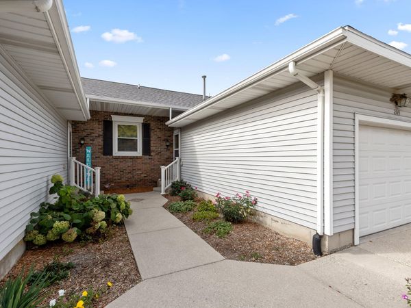 209 Pippin Drive NW, Sparta, MI 49345