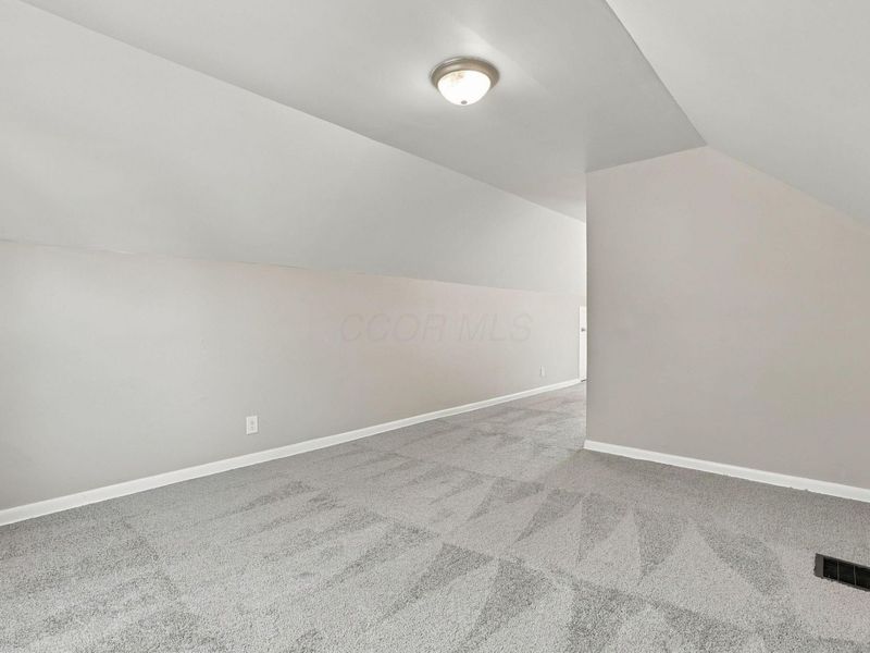 816 Wainwright Drive , Columbus, OH 43224 Photo 18