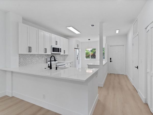 6809 VIA REGINA, Boca Raton, FL 33433