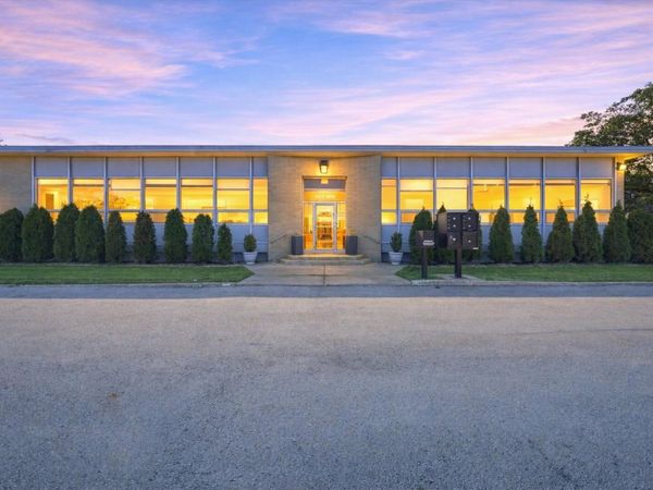 255 E 167th Street, Harvey, IL 60426