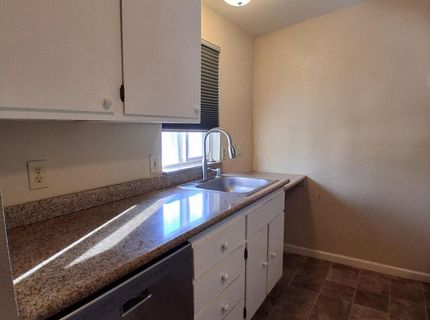 564 Morgan Circle, Sun Valley, NV 89433 Photo