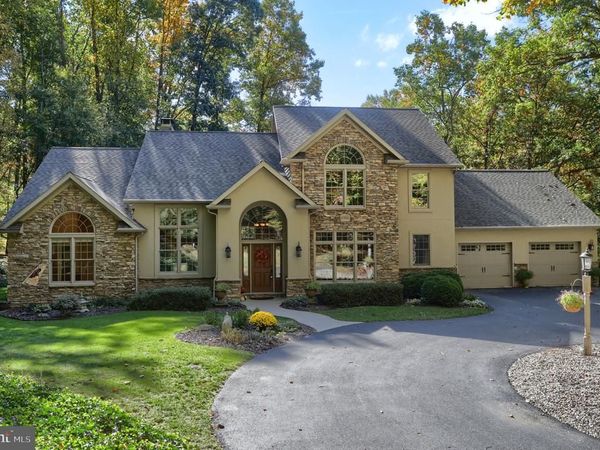102 SPRING HILL LANE, LEBANON, PA 17042