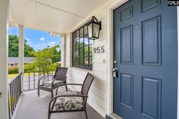 955 Laurie Lane  photo 4