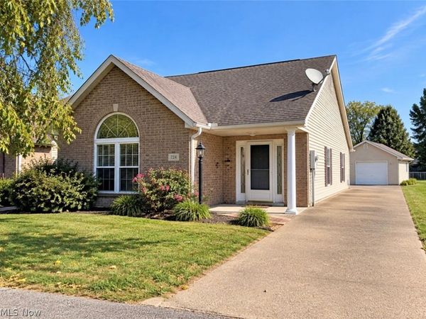 724 George Street , Belpre, OH 45714
