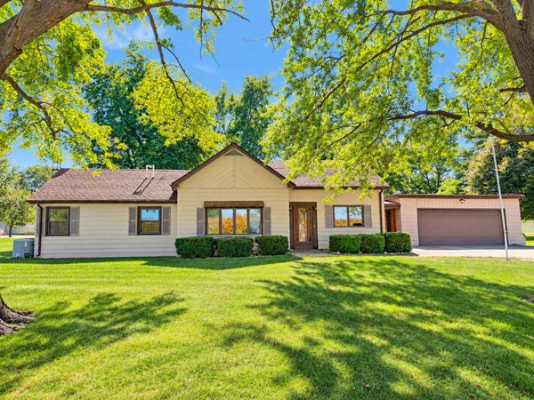 961 E North Street , Ashkum, IL 60911