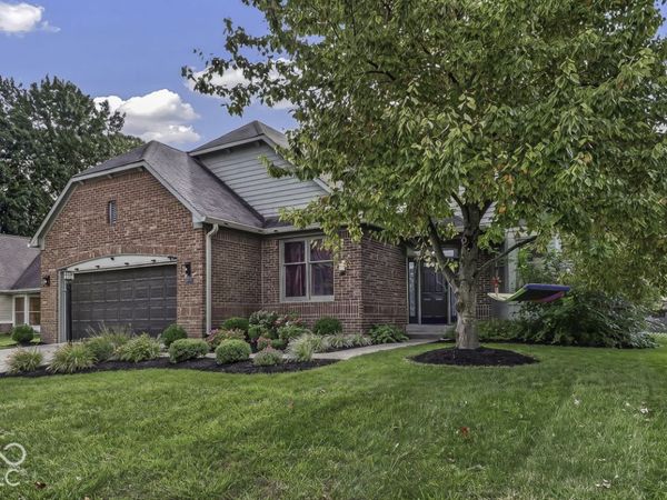 6743 Bluffgrove Drive, Indianapolis, IN 46278